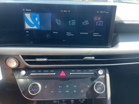 Used 2025 Hyundai Sonata SEL FWD image 12