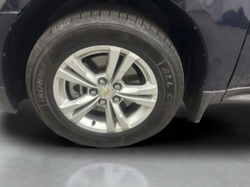 Used 2017 Chevrolet Equinox LS w/ LPO, Protection Package FWD image 32