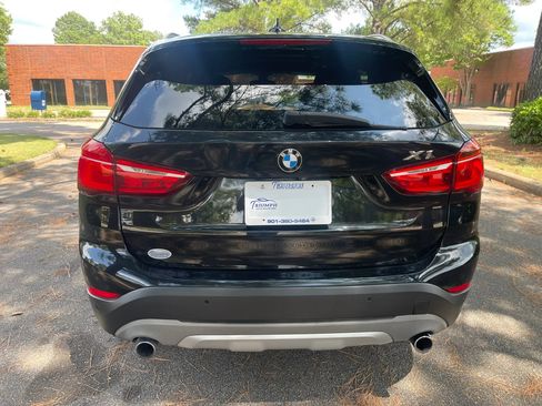 Used 2017 BMW X1 sDrive28i FWD image 4