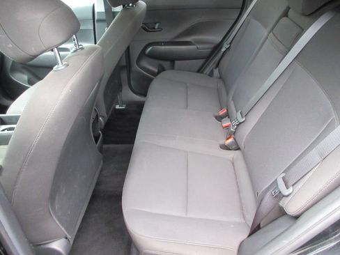 Used 2025 Hyundai Kona SEL AWD/4WD image 13