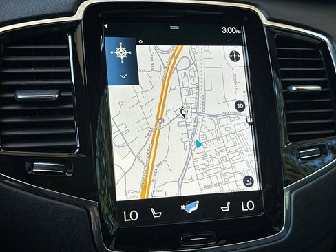 Used 2021 Volvo XC90 T8 Inscription w/ Advanced Package image 26