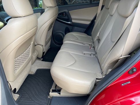 Used 2010 Toyota RAV4 Limited image 9