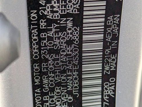 Certified 2025 Toyota Corolla LE image 17