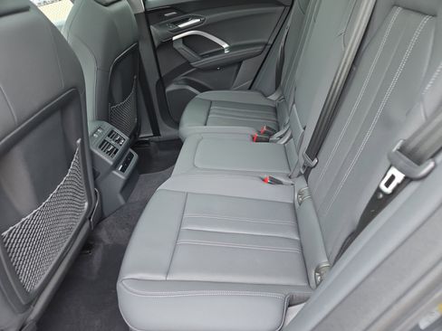 Used 2025 Audi Q5 Premium Plus w/ Premium Plus image 7