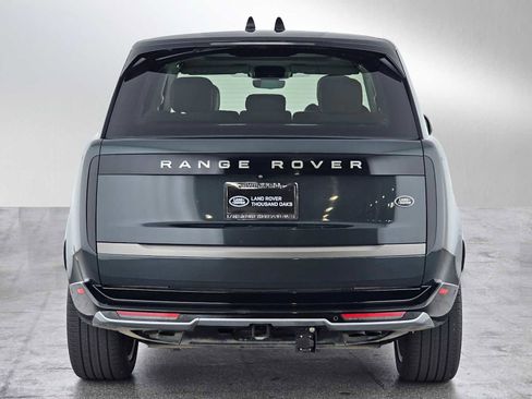 Used 2023 Land Rover Range Rover SE image 4