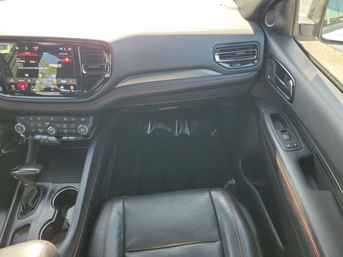 Used 2024 Dodge Durango GT image 20
