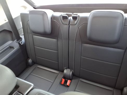 Used 2019 Volkswagen Tiguan SE w/ 3rd Row Seat Package AWD/4WD image 24
