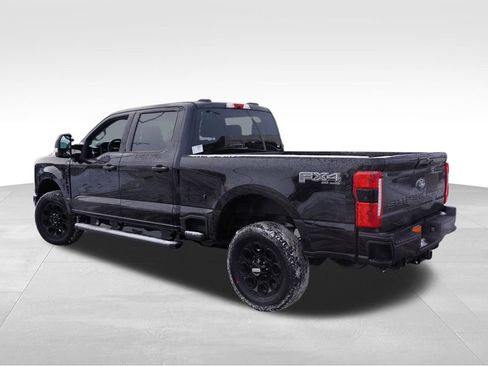 New 2026 Ford F350 Lariat w/ Black Appearance Package image 7