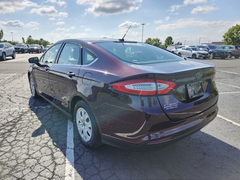 Used 2013 Ford Fusion S FWD image 12