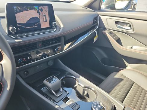 New 2026 Nissan Rogue SV AWD/4WD image 33