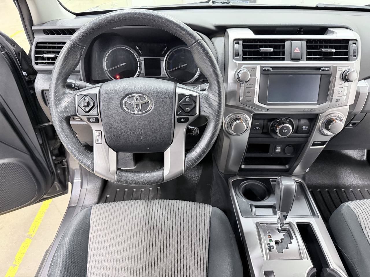 Used 2017 Toyota 4Runner SR5 RWD image 39
