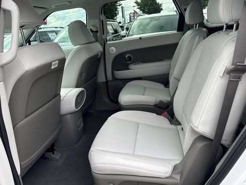 New 2026 Hyundai Palisade Limited FWD image 12
