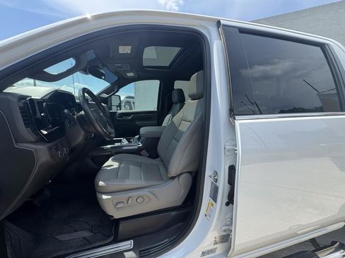 Used 2024 Chevrolet Silverado 3500 LTZ w/ LTZ Plus Package AWD/4WD image 7