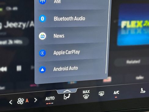 New 2026 Ford Expedition Platinum image 45