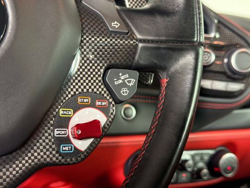 Used 2018 Ferrari 488 GTB RWD image 38