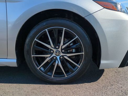 Used 2023 Toyota Camry SE w/ Convenience Package image 11