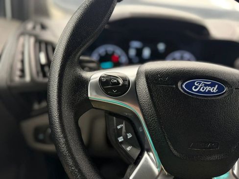 Used 2022 Ford Transit Connect XL FWD image 31