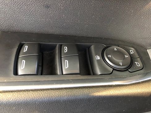 Certified 2024 Chevrolet Silverado 1500 LT image 34