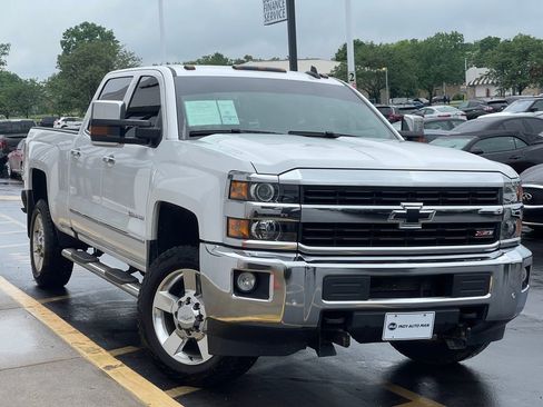 Used 2017 Chevrolet Silverado 2500 LTZ w/ Vortec Plus Package image 2