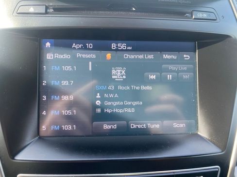 Used 2018 Hyundai Santa Fe Sport image 12