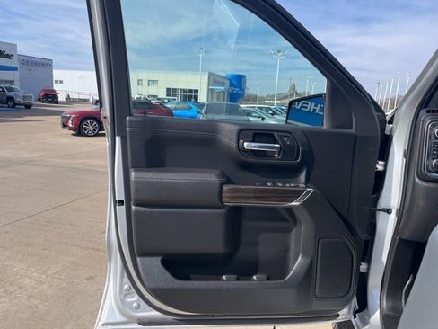 Used 2022 Chevrolet Silverado 1500 LT Trail Boss w/ Safety Package image 13