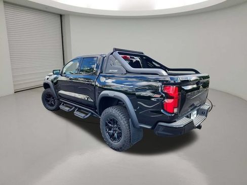 New 2026 Chevrolet Colorado ZR2 w/ Midnight Edition AWD/4WD image 5