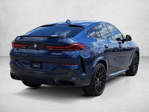 Used 2022 BMW X6 M50i w/ Executive Package image 5