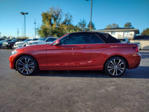 Used 2020 BMW 230i xDrive Convertible w/ Premium Package image 2