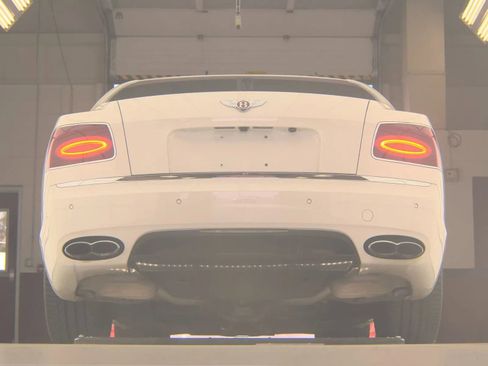 Used 2017 Bentley Flying Spur S V8 image 12