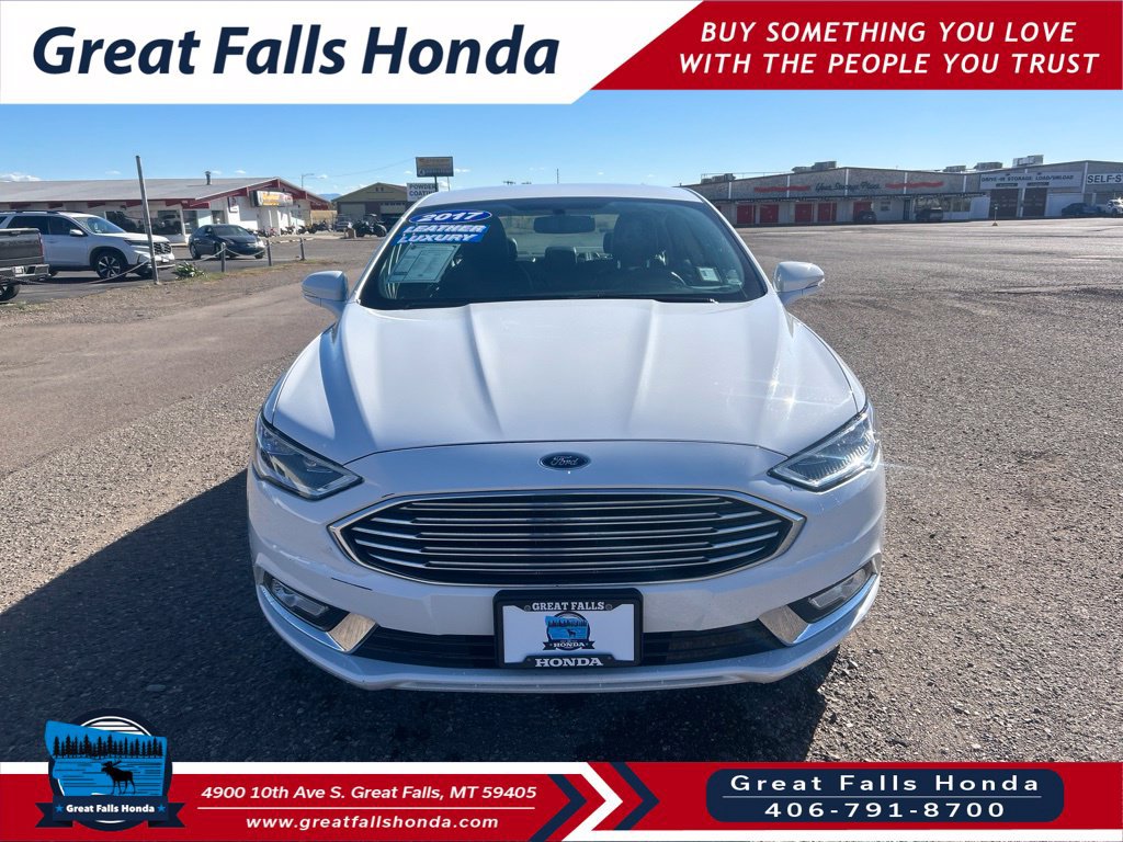 Used 2017 Ford Fusion Energi SE FWD image 2