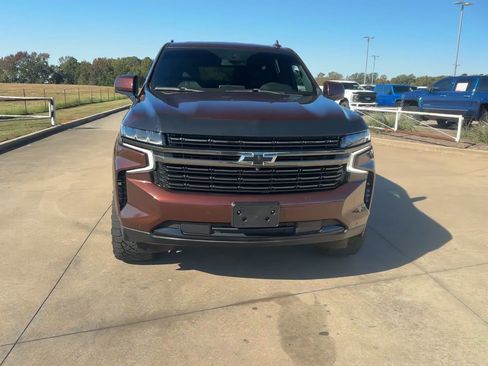 Used 2022 Chevrolet Tahoe RST w/ Sport Performance Package image 4