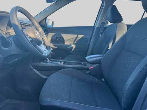 Used 2023 Nissan Kicks SV image 14