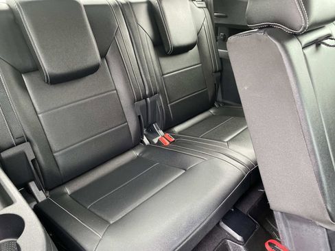Used 2021 Volkswagen Atlas SE AWD/4WD image 27