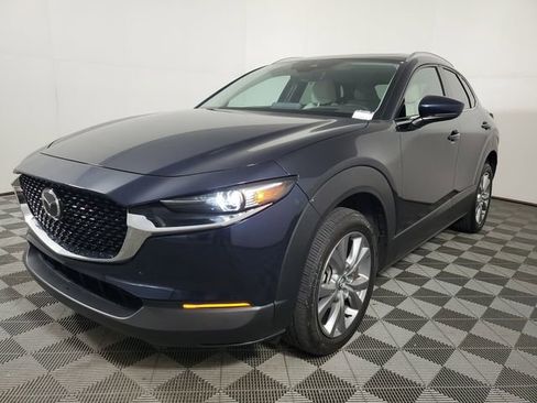 Used 2023 MAZDA CX-30 AWD 2.5 S w/ Premium Package image 3