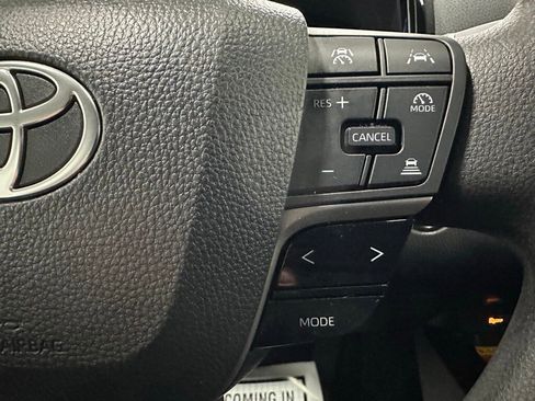 Used 2025 Toyota Camry LE image 20