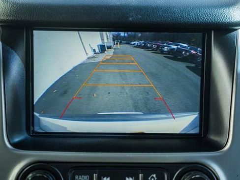 Used 2016 GMC Yukon SLT w/ Open Road Package image 48