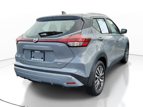 Used 2021 Nissan Kicks SV FWD image 7