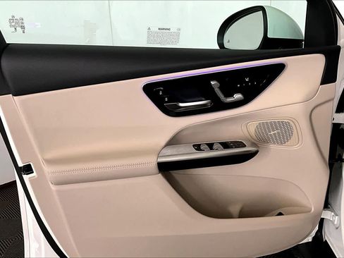 New 2026 Mercedes-Benz GLC 300 GLC 300 image 12