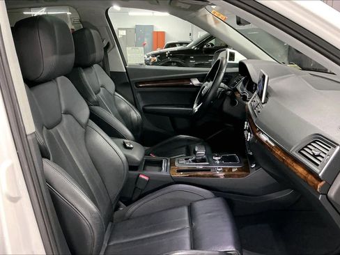 Used 2018 Audi Q5 2.0T Premium Plus w/ Premium Plus Package image 10