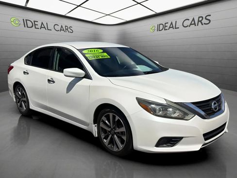 Used 2016 Nissan Altima 2.5 SR FWD image 3