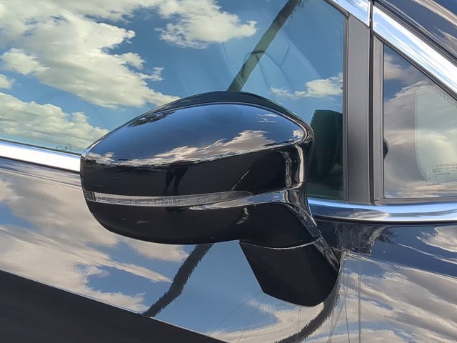 Certified 2026 Chrysler Pacifica Select FWD image 12