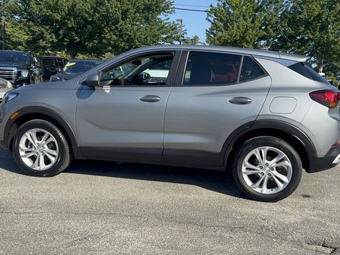 Used 2023 Buick Encore GX Preferred w/ Cold Weather Comfort Package AWD/4WD image 4