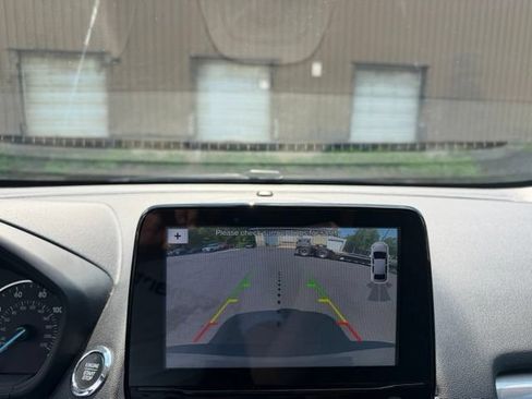 Used 2018 Ford EcoSport SE w/ SE Convenience Package FWD image 20