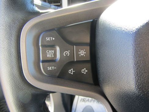 Used 2025 Ford Bronco Badlands AWD/4WD image 16