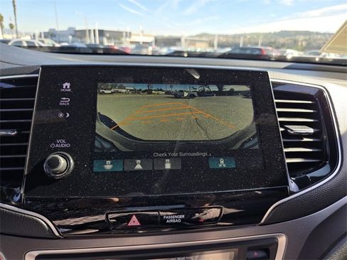 Used 2023 Honda Passport EX-L image 11