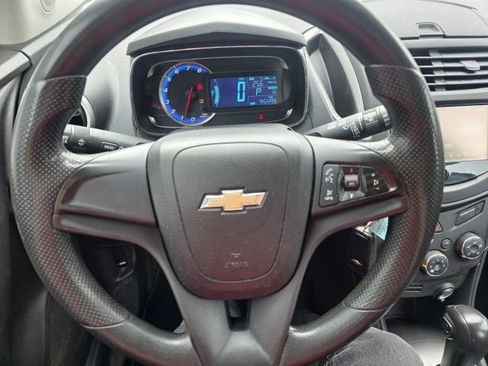 Used 2016 Chevrolet Trax LS AWD/4WD image 15