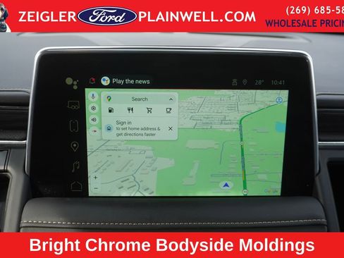 Used 2023 GMC Yukon XL SLT w/ SLT Premium Package image 23