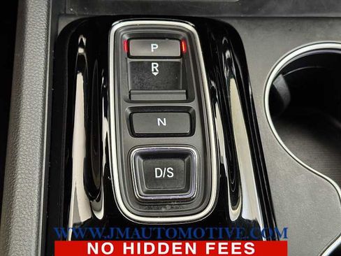 Used 2024 Honda Pilot Elite image 39