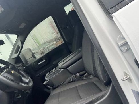 Certified 2024 Chevrolet Silverado 2500 Custom w/ Custom Convenience Package image 14