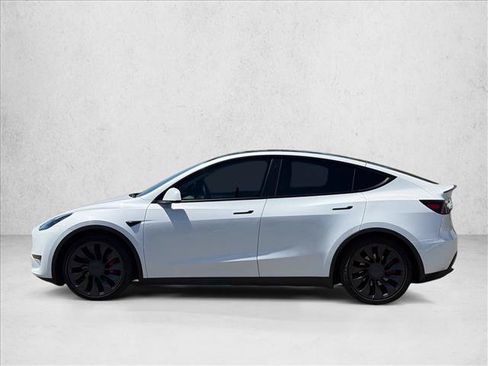 Used 2023 Tesla Model Y Performance AWD/4WD image 8